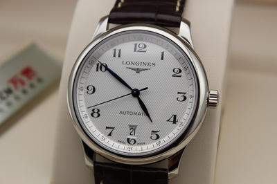 探秘皮带白面男士机械表 价格、厂家与钟表文化